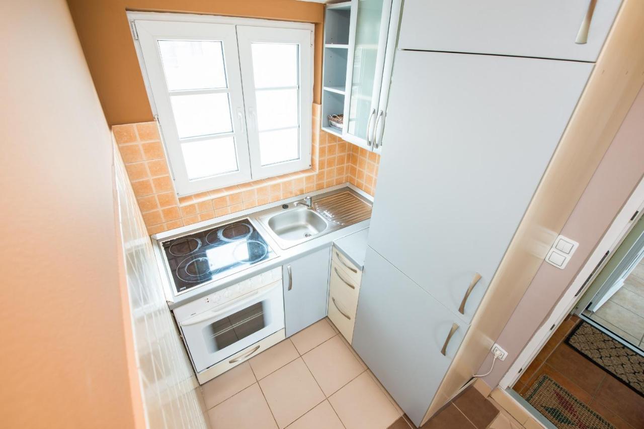 Apartments Mahnet Vir Room photo